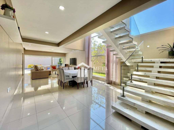 Imagem Imóvel com 4 Quartos à Venda, 315 m² em Moinho Velho - Cotia Imagem Imóvel com 4 Quartos à Venda, 315 m² em Moinho Velho - Cotia