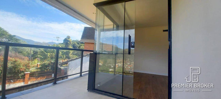 Imagem Casa com 5 Quartos à Venda, 410 m² em Golfe - Teresópolis