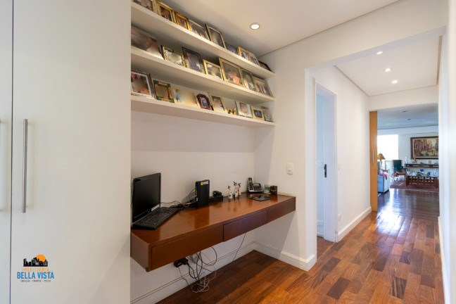 Imagem Apartamento com 3 Quartos à Venda, em Moema - São Paulo Imagem Apartamento com 3 Quartos à Venda, em Moema - São Paulo