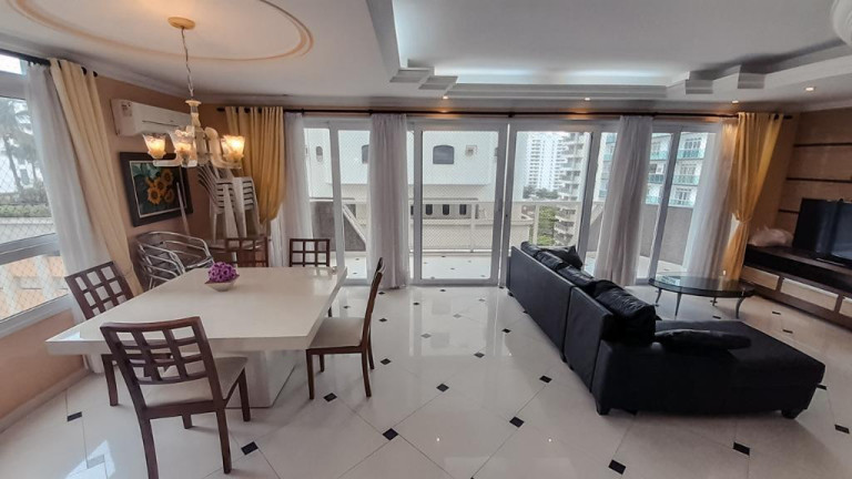 Imagem Apartamento com 3 Quartos à Venda, 176 m² em Pitangueiras - Guarujá