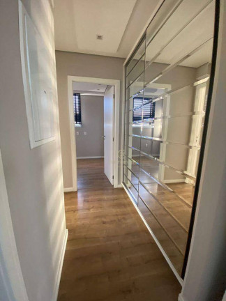 Imagem Apartamento com 3 Quartos à Venda, 151 m² em Coqueiros - Florianópolis Imagem Apartamento com 3 Quartos à Venda, 151 m² em Coqueiros - Florianópolis