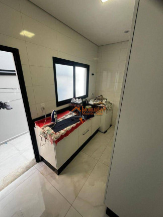 Imagem Sobrado com 4 Quartos à Venda, 210 m² em Parque Renato Maia - Guarulhos Imagem Sobrado com 4 Quartos à Venda, 210 m² em Parque Renato Maia - Guarulhos