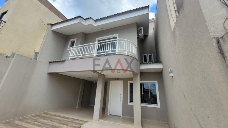 Imagem Casa com 1 Quarto à Venda, 300 m² em Alto Da Xv - Guarapuava Imagem Casa com 1 Quarto à Venda, 300 m² em Alto Da Xv - Guarapuava