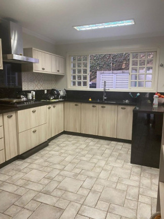Imagem Casa com 4 Quartos para Temporada, 650 m² em Jardim Novo Mundo - Jundiaí