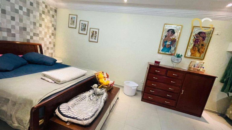 Imagem Casa com 3 Quartos à Venda, 500 m² em Canto Do Forte - Praia Grande Imagem Casa com 3 Quartos à Venda, 500 m² em Canto Do Forte - Praia Grande