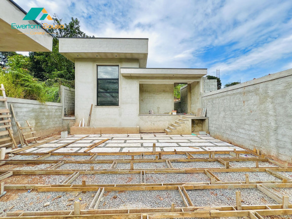 Imagem Casa com 3 Quartos à Venda, 120 m² em Pedra Vermelha (terra Preta) - Mairiporã