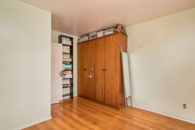 Imagem Imóvel com 2 Quartos à Venda, 79 m² em Menino Deus - Porto Alegre Imagem Imóvel com 2 Quartos à Venda, 79 m² em Menino Deus - Porto Alegre