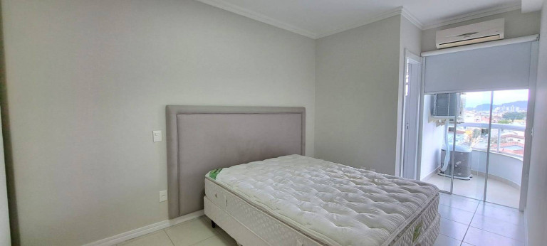 Imagem Apartamento com 3 Quartos à Venda, 102 m² em Centro - Balneário Camboriú Imagem Apartamento com 3 Quartos à Venda, 102 m² em Centro - Balneário Camboriú