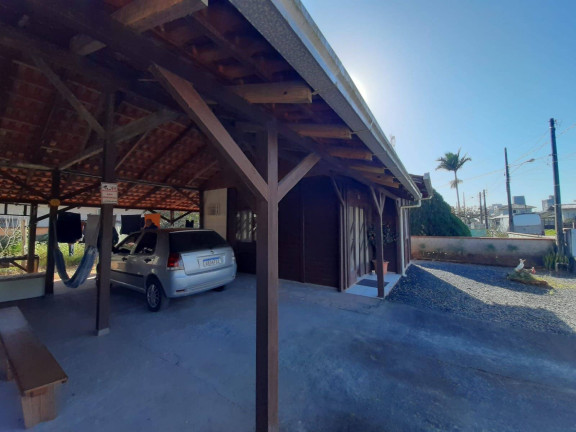 Imagem Casa com 2 Quartos à Venda, 292 m² em Itacolomi - Balneário Piçarras Imagem Casa com 2 Quartos à Venda, 292 m² em Itacolomi - Balneário Piçarras