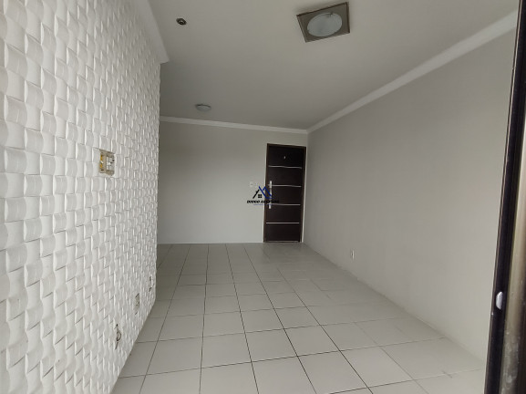 Imagem Apartamento com 3 Quartos à Venda, 74 m² em Pina - Recife