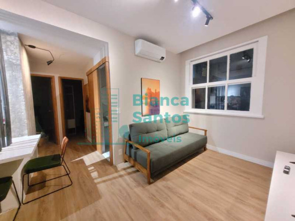Imagem Apartamento com 2 Quartos à Venda, 50 m² em Copacabana - Rio De Janeiro
