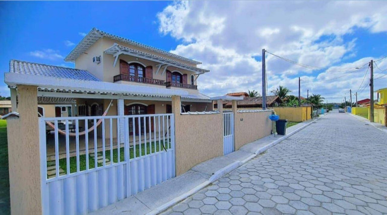Imagem Casa com 4 Quartos para Alugar, 200 m² em Ponte Dos Leites - Araruama Imagem Casa com 4 Quartos para Alugar, 200 m² em Ponte Dos Leites - Araruama