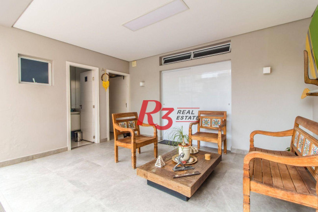 Imagem Sobrado com 3 Quartos à Venda, 343 m² em Gonzaga - Santos Imagem Sobrado com 3 Quartos à Venda, 343 m² em Gonzaga - Santos
