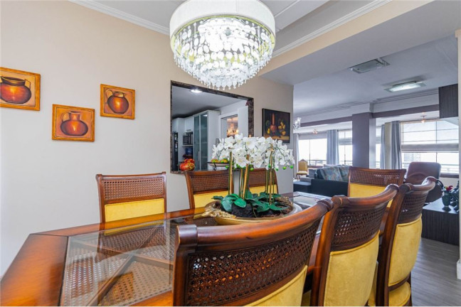 Imagem Apartamento com 3 Quartos à Venda, 120 m² em Menino Deus - Porto Alegre