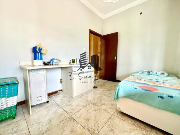 Imagem Casa com 4 Quartos à Venda, 250 m² em Arvoredo - Contagem