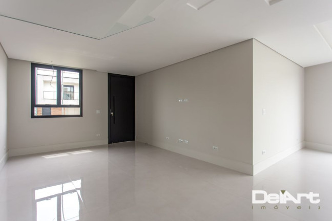 Imagem Casa com 3 Quartos à Venda, 226 m² em Uberaba - Curitiba