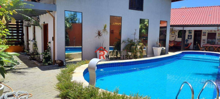 Imagem Casa com 3 Quartos à Venda, 250 m² em Balneário Flórida - Praia Grande Imagem Casa com 3 Quartos à Venda, 250 m² em Balneário Flórida - Praia Grande