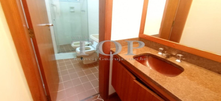 Imagem Apartamento com 4 Quartos para Alugar, 150 m² em Pitangueiras - Guarujá Imagem Apartamento com 4 Quartos para Alugar, 150 m² em Pitangueiras - Guarujá