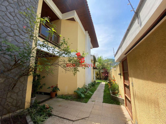 Imagem Casa com 5 Quartos à Venda, 450 m² em São Francisco - Niterói Imagem Casa com 5 Quartos à Venda, 450 m² em São Francisco - Niterói