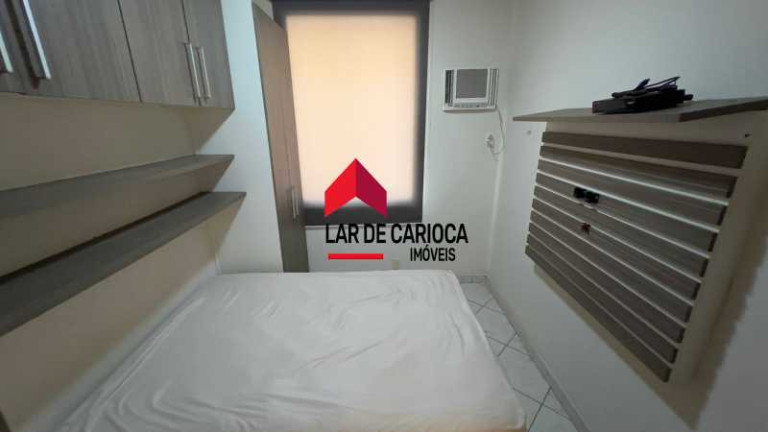 Imagem Apartamento com 2 Quartos à Venda, 60 m² em Copacabana - Rio De Janeiro
