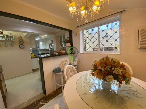 Imagem Casa com 3 Quartos à Venda, 210 m² em Embaré - Santos Imagem Casa com 3 Quartos à Venda, 210 m² em Embaré - Santos