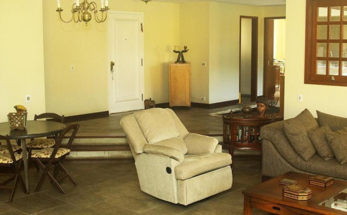 Imagem Casa com 4 Quartos à Venda, 1.000 m² em Vila Santo Antônio - Cotia Imagem Casa com 4 Quartos à Venda, 1.000 m² em Vila Santo Antônio - Cotia