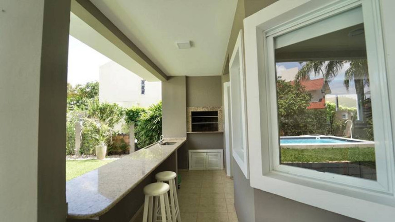 Imagem Casa com 5 Quartos à Venda, 373 m² em Jurerê - Florianópolis
