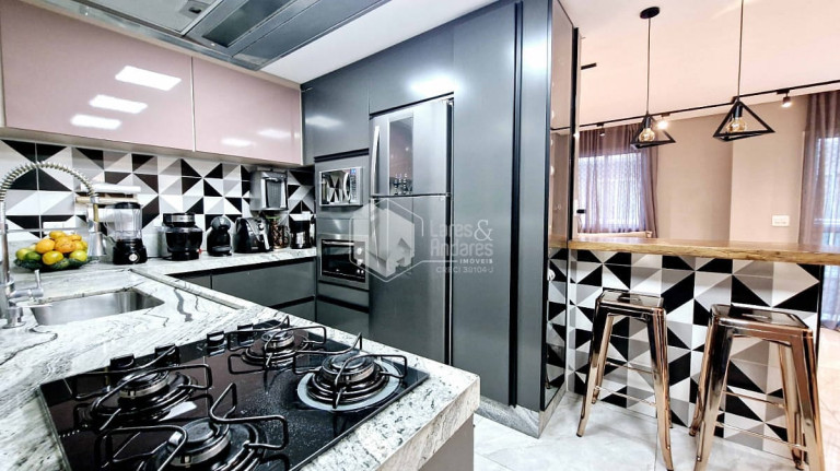 Imagem Casa com 3 Quartos à Venda, 220 m² em Vila Invernada - São Paulo