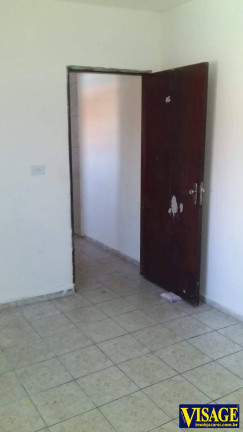 Imagem Casa com 2 Quartos à Venda,  em Jd. Paraiso - Jacareí
