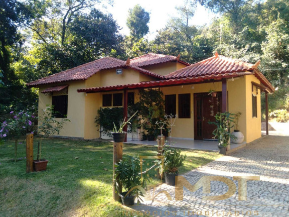 Casa com 2 Quartos à Venda, 110 m² em Saraiva - Betim