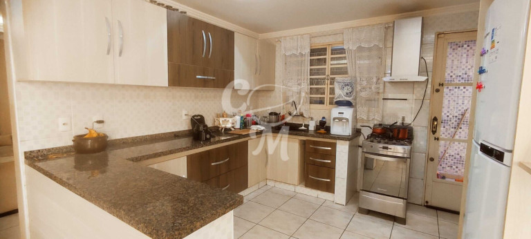 Imagem Casa com 3 Quartos à Venda, 211 m² em Horto Santo Antonio - Jundiaí