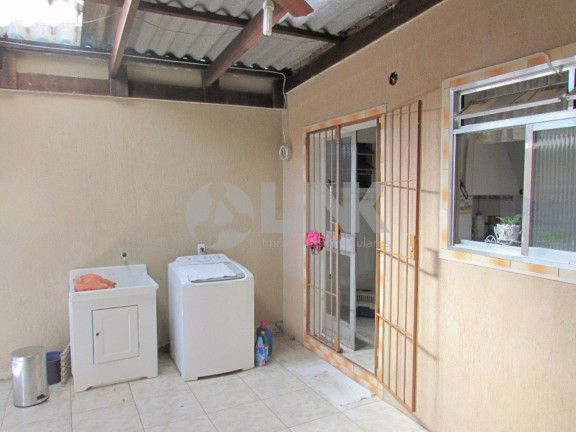Imagem Casa com 4 Quartos à Venda, 200 m² em Jardim Carvalho - Porto Alegre