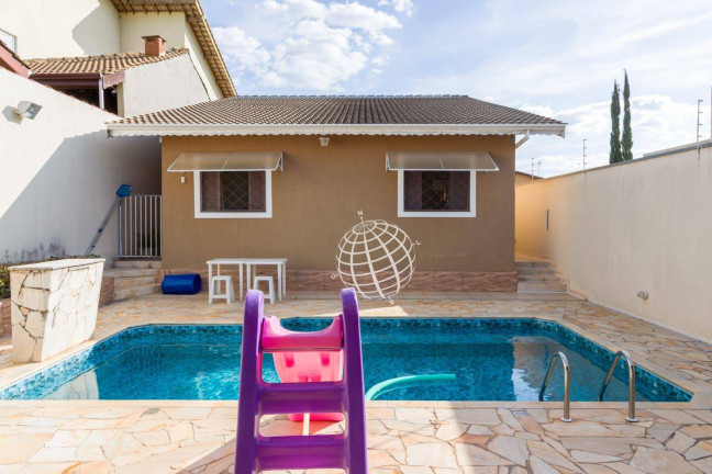 Imagem Casa com 3 Quartos à Venda, 219 m² em Jardim Dos Pinheiros - Atibaia