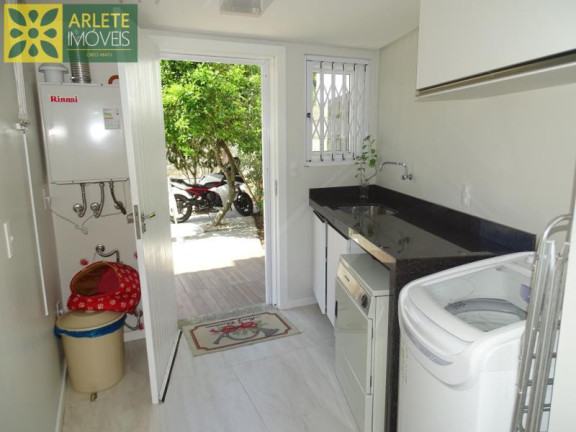 Imagem Casa com 6 Quartos à Venda, 610 m² em Centro - Porto Belo Imagem Casa com 6 Quartos à Venda, 610 m² em Centro - Porto Belo