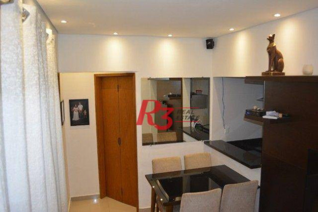 Sobrado com 3 Quartos à Venda, 180 m² em Castelo - Santos