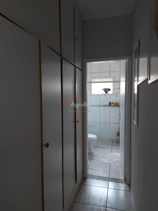 Imagem Casa com 2 Quartos à Venda, 107 m² em Centro - Mogi Mirim Imagem Casa com 2 Quartos à Venda, 107 m² em Centro - Mogi Mirim