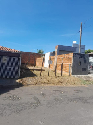 Terreno à Venda, 125 m² em Residencial Manabu Mabe - Lins