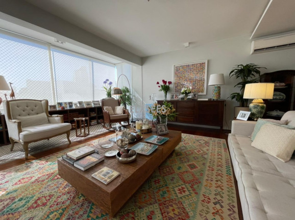 Apartamento com 3 Quartos à Venda, 359 m² em Real Parque - São Paulo