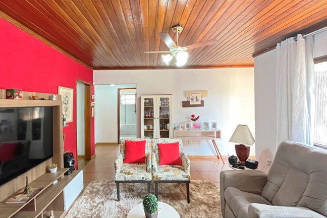 Imagem Casa com 2 Quartos à Venda, 101 m² em Vila Nova - Porto Alegre