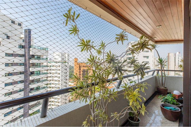 Imagem Apartamento com 4 Quartos à Venda, 247 m² em Aclimação - São Paulo