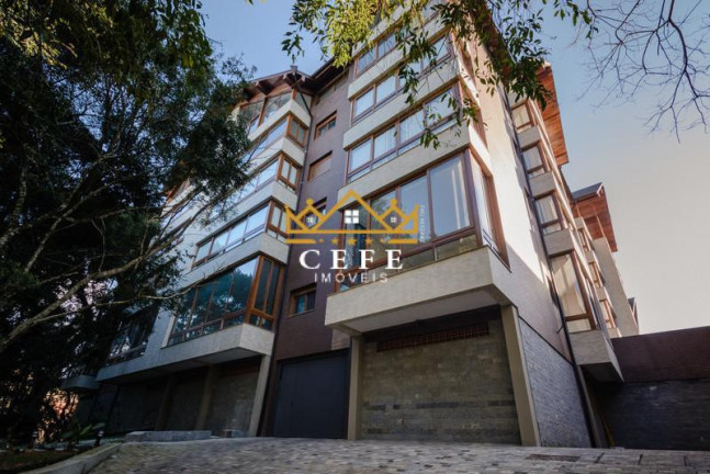 Imagem Imóvel com 4 Quartos à Venda, 274 m² em Centro - Gramado Imagem Imóvel com 4 Quartos à Venda, 274 m² em Centro - Gramado