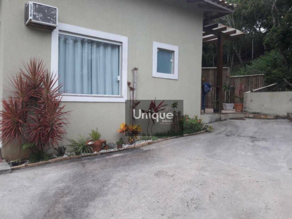 Imagem Casa com 5 Quartos à Venda, 230 m² em Ferradura - Armação Dos Búzios Imagem Casa com 5 Quartos à Venda, 230 m² em Ferradura - Armação Dos Búzios