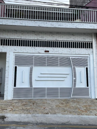 Sobrado com 3 Quartos à Venda, 205 m² em Cidade Edson - Suzano
