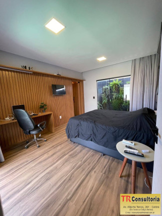 Imagem Casa com 3 Quartos à Venda, 400 m² em Campos Dos Goytacazes Imagem Casa com 3 Quartos à Venda, 400 m² em Campos Dos Goytacazes