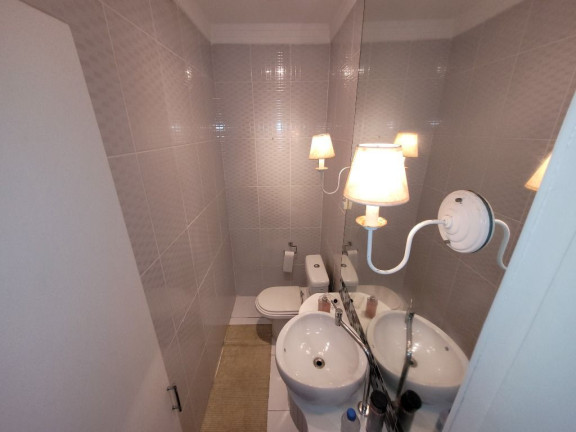 Imagem Apartamento com 4 Quartos à Venda, 184 m² em Pitangueiras - Guarujá Imagem Apartamento com 4 Quartos à Venda, 184 m² em Pitangueiras - Guarujá