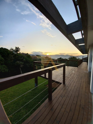 Imagem Imóvel com 3 Quartos à Venda, em Vigia - Garopaba Imagem Imóvel com 3 Quartos à Venda, em Vigia - Garopaba