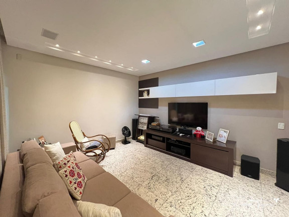 Imagem Casa de Condomínio com 4 Quartos à Venda, 473 m² em Loteamento Portal Do Sol I - Goiânia