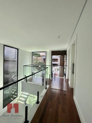 Imagem Casa com 4 Quartos à Venda, 450 m² em Alphaville - Santana De Parnaíba Imagem Casa com 4 Quartos à Venda, 450 m² em Alphaville - Santana De Parnaíba