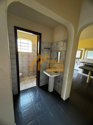 Imagem Casa com 3 Quartos à Venda,  em Vila Serafim - Itapetininga