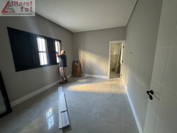 Imagem Casa com 3 Quartos à Venda, 175 m² em Aviação - Praia Grande Imagem Casa com 3 Quartos à Venda, 175 m² em Aviação - Praia Grande